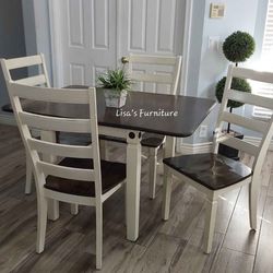 Kitchen Table With Four Matching Chairs 
