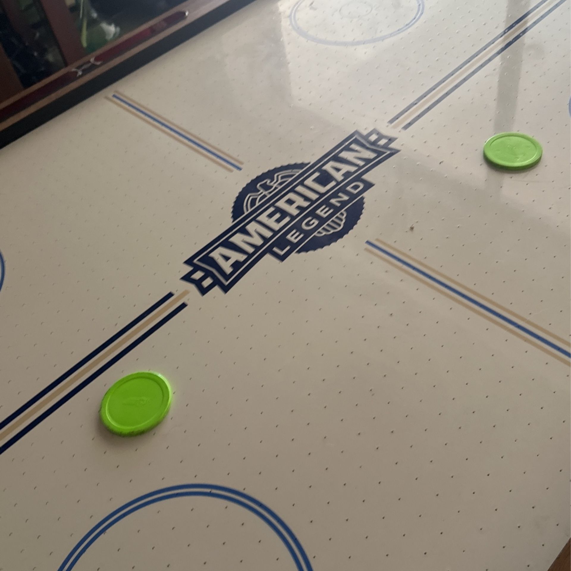 Air Hockey Table