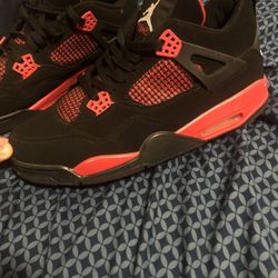 Jordan 4 Retro Red Thunder