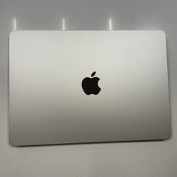 MacBook Air 13 Inch M4 chip