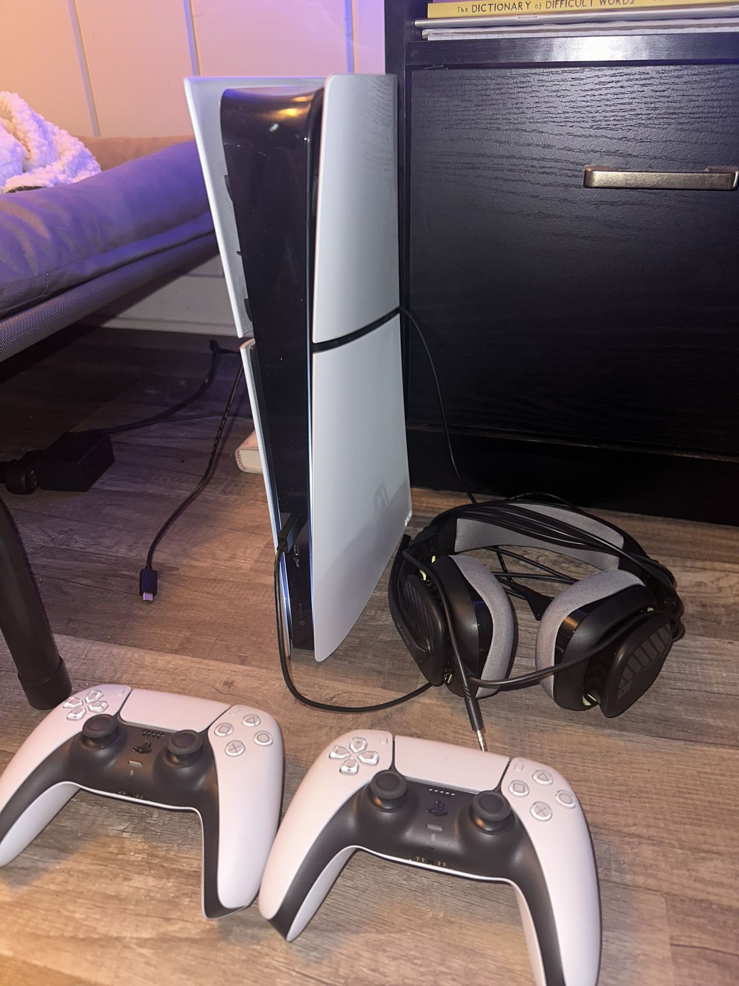 Ps5 Brand new 2 Controllers And Headset 