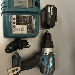 MAKITA XPH03 Hammer Drill, Charger and 18v 5 amp Battery 