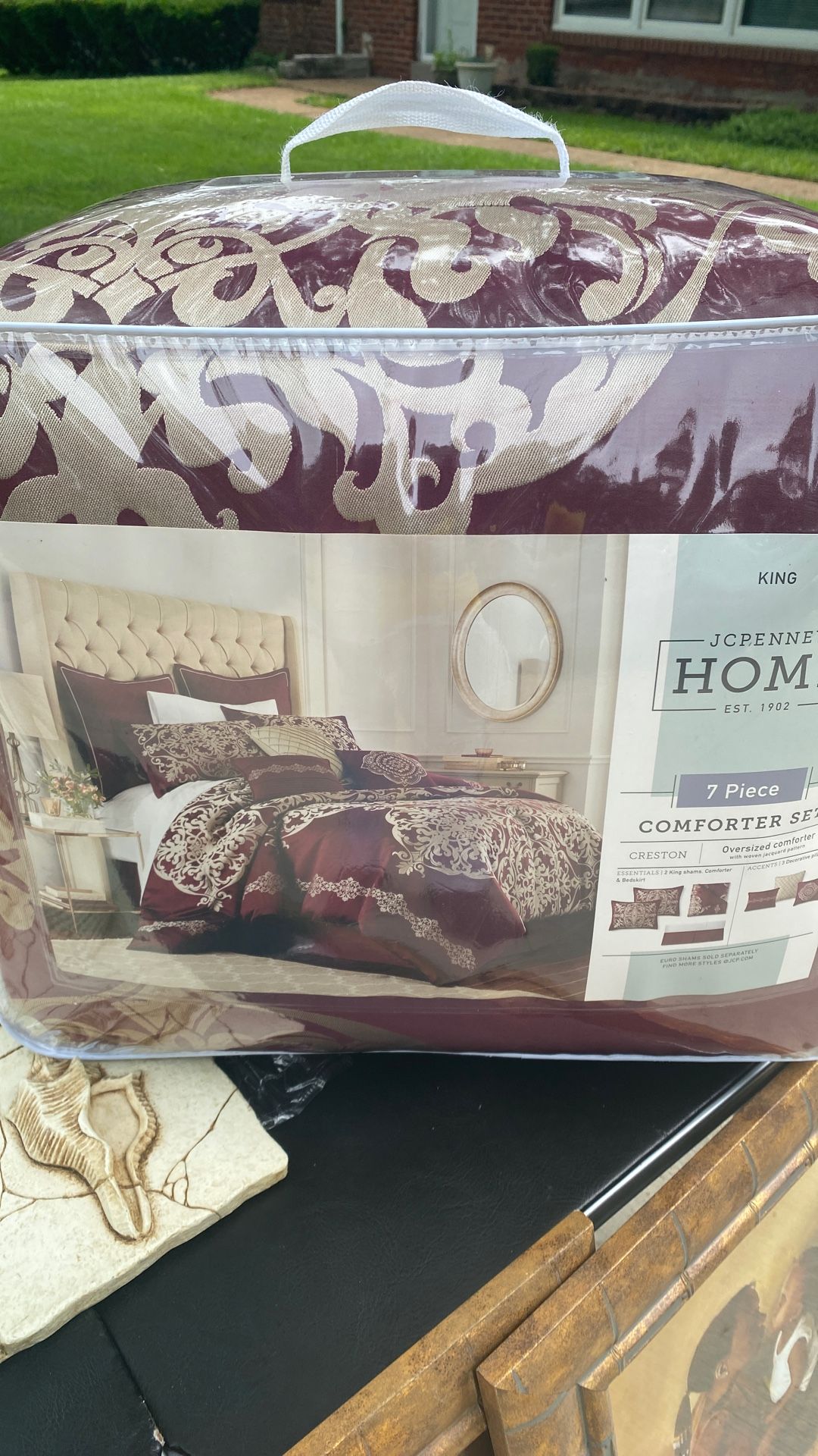 New Creston King Comforter Set