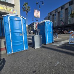 Porta Potties 