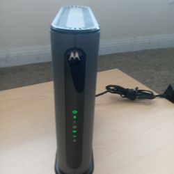 Motorola AC1900 Docsis 3.0 Cable Modem Router