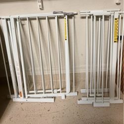 Extra Wide Adjustable Pet Gate / Safety Gate - Fits Openings 29” - 47”