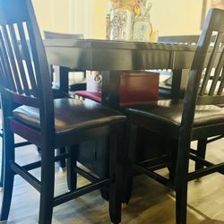 6 Piece Dining table Adjustable Table Sits 8 