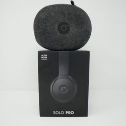 Beats Solo Pro