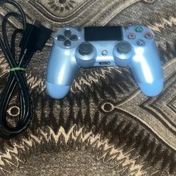 PlayStation 4 Controller With HDMI Cord