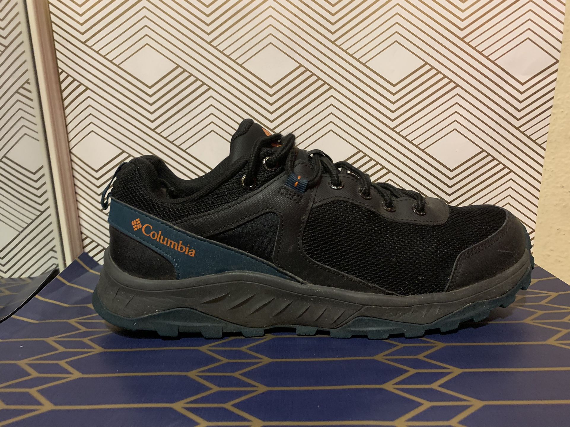 Columbia Men’s Size 10