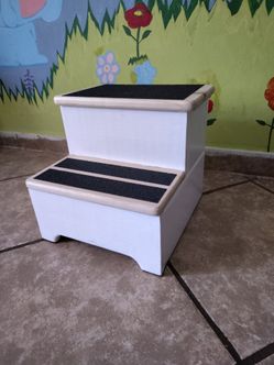 Banquito, Step-Stool