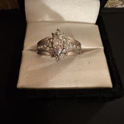 Vintage H925 Silver CZ Ring Size 7