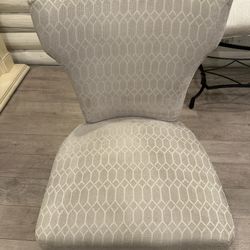 Accent/ Side Chairs 