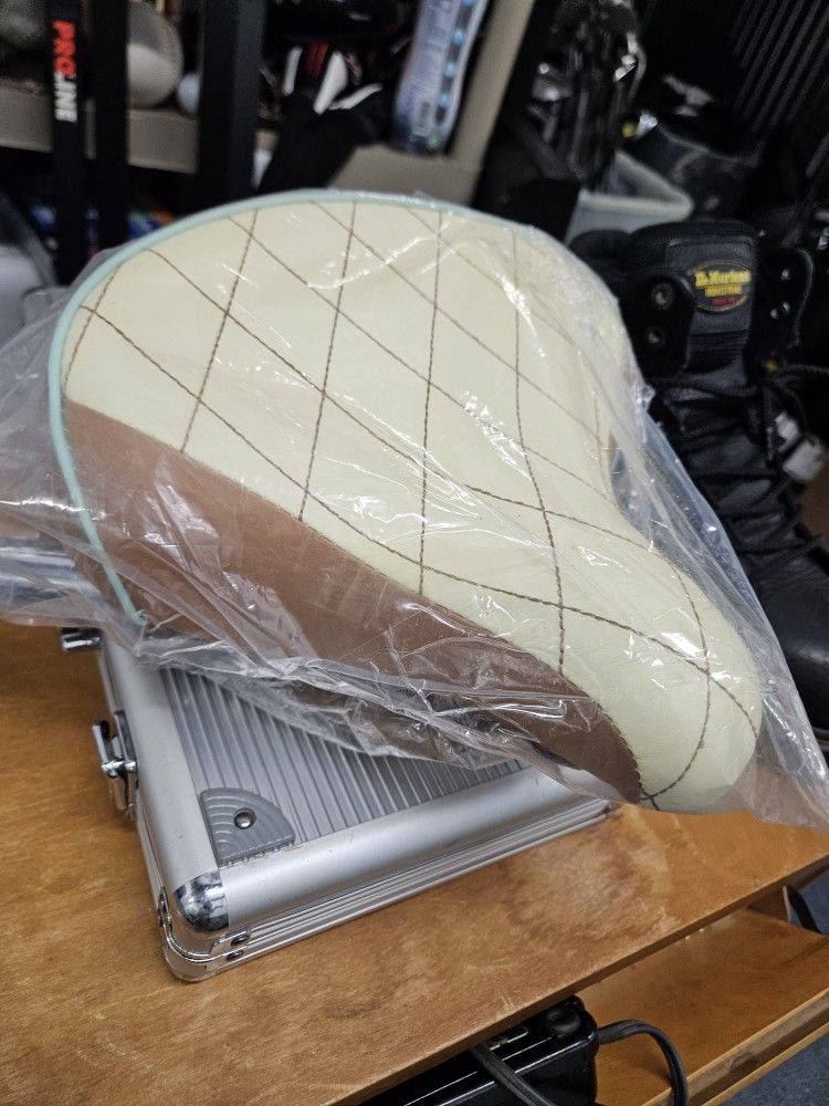 Genuine Huffy Cruiser Bike Seat