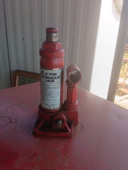 2-ton Hydraulic Bottle Jack