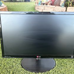 22” HDMI LG FLATRON COMPUTER MONITOR SCREEN 47TH AVE. AND DOBBINS IN LAVEEN