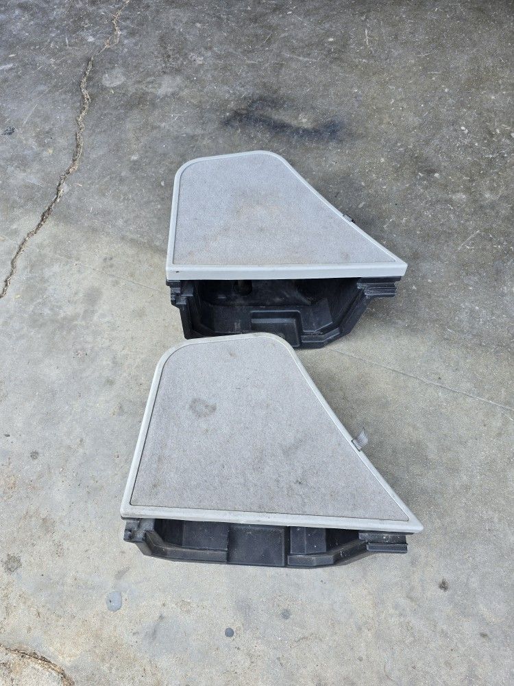 2010 - 2015 Toyota Prius driver-side trunk storage box