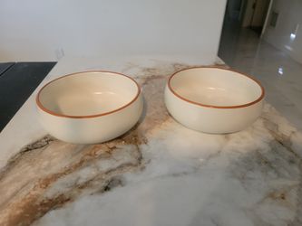 Set of 2 Ceramic Bowls – 6.5” (Great Condition)