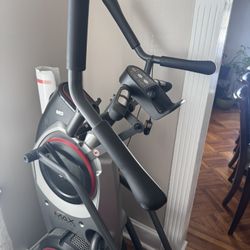 Bowflex Max trainer M5 Elliptical 