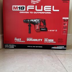 M18 FUEL 18V Lithium-Ion Brushless Cordless 1-9/16 in. SDS-Max Rotary Hammer Kit w/ Two 8.0Ah Batteries & Hard Case