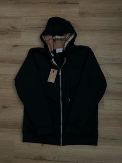 Burberry sweater