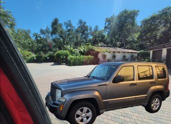 2012 jeep liberty