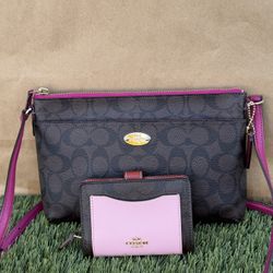 Coach East West Crossbody with Wallet, Like New/Bolsa Coach Crossbody con Cartera