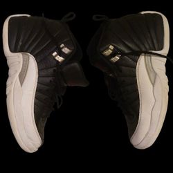 Nike Air Jordan 12 Retro Boys Size 3.5Y 153265-006 Black Athletic Shoes Sneakers