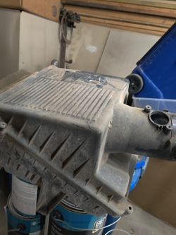 Sil/sierra/tahoe stock air intake box