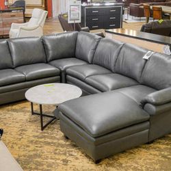 Real Leather Sectionals Sofas Couchs Finance and Delivery Available 