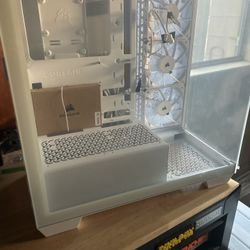 Corsair White Tempered Glass PC Case – RGB Fans – ATX Airflow