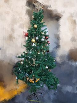 Adjustable Height 7FT Christmas Tree - BRAND NEW IN BOX