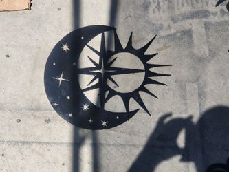 Sun Moon Star Yard Sign Metal About 18 Inches Around