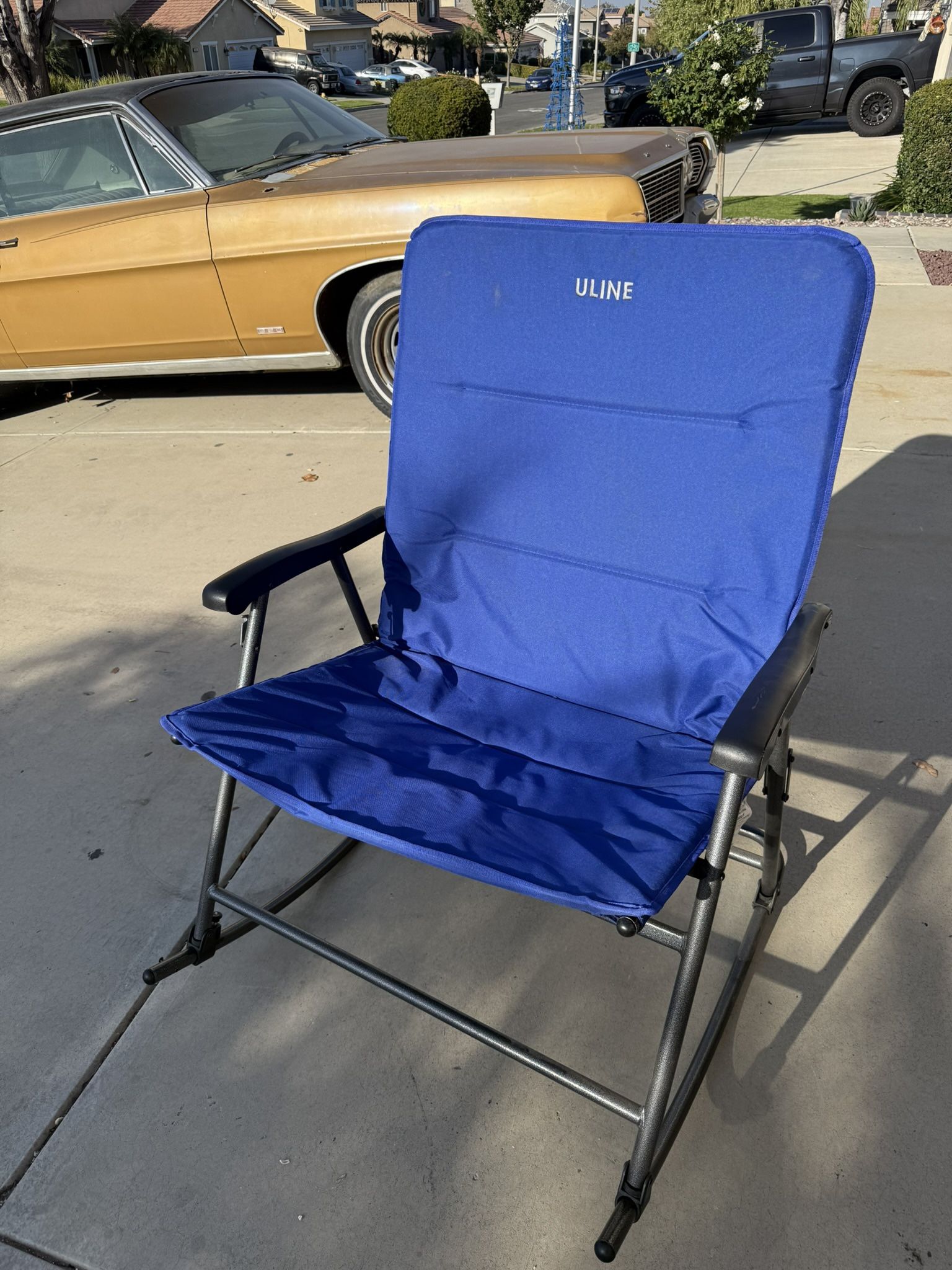 Uline Big Daddy XXL Rocking Camping Chair w/ Built in Bottle Opener - 600lbs Capacity