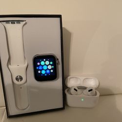 Smartwatch And Earbuds 