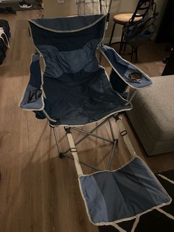 Folding Camp Chairs with Footrest and Sun Umbrella.