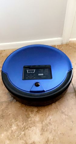 Robot Vacuum sweeping and mopping