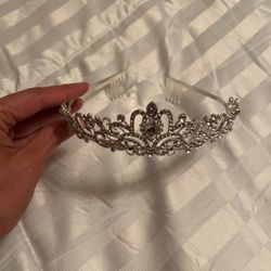 Tiara 