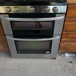 Gas stove