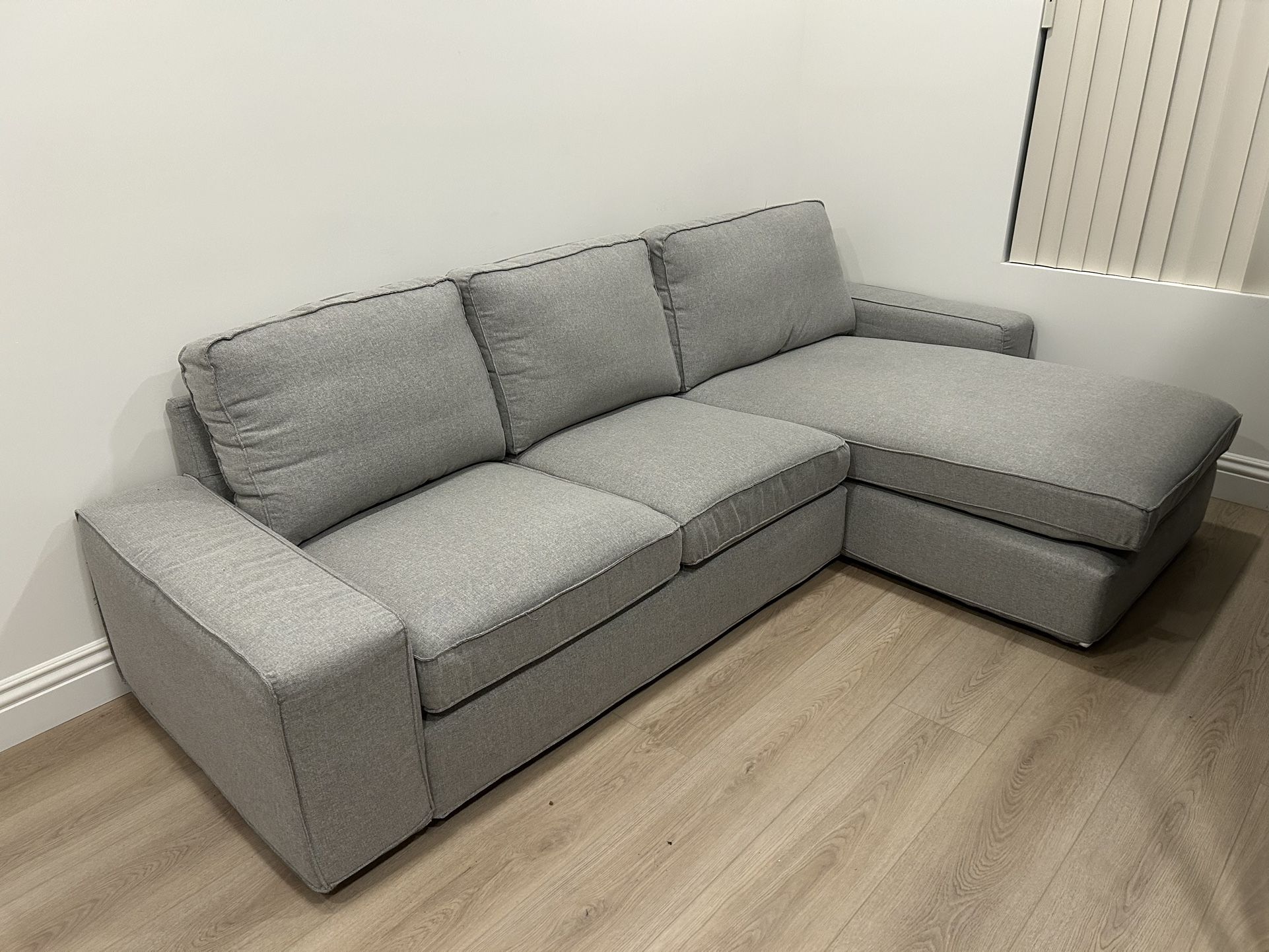 KIVIK Sofa With Chaise