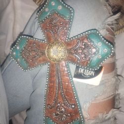 De Leon Collection Cross 