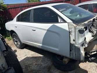 2014 dodge charger parts