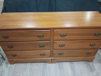Long bureau