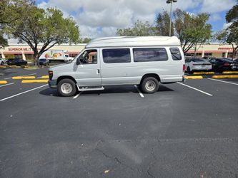 Ford E250. Cargo. High  ceiling