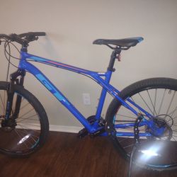 Men's Large 26'' GT Aggressor Pro Mountain bike $650.00