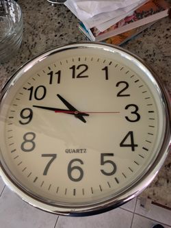 Large wall watch
