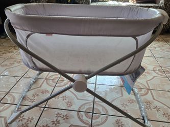 Vendo este Moises esta nuevo