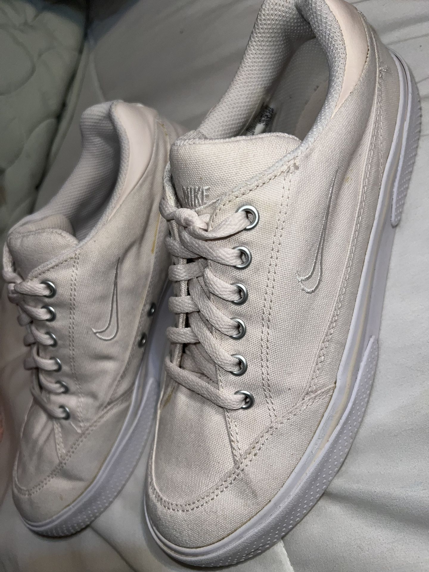 Nike Women Shoes