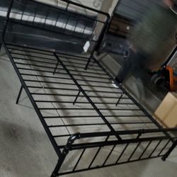 Queen Bed Metal