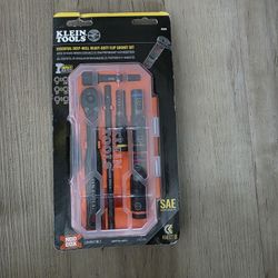 Klein Flip Socket Set